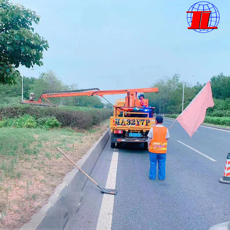 泰安高速公路绿篱修剪机修剪速度是多少？